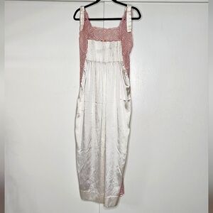 VTG LILY OF FRANCE Satin NightGown SZ S